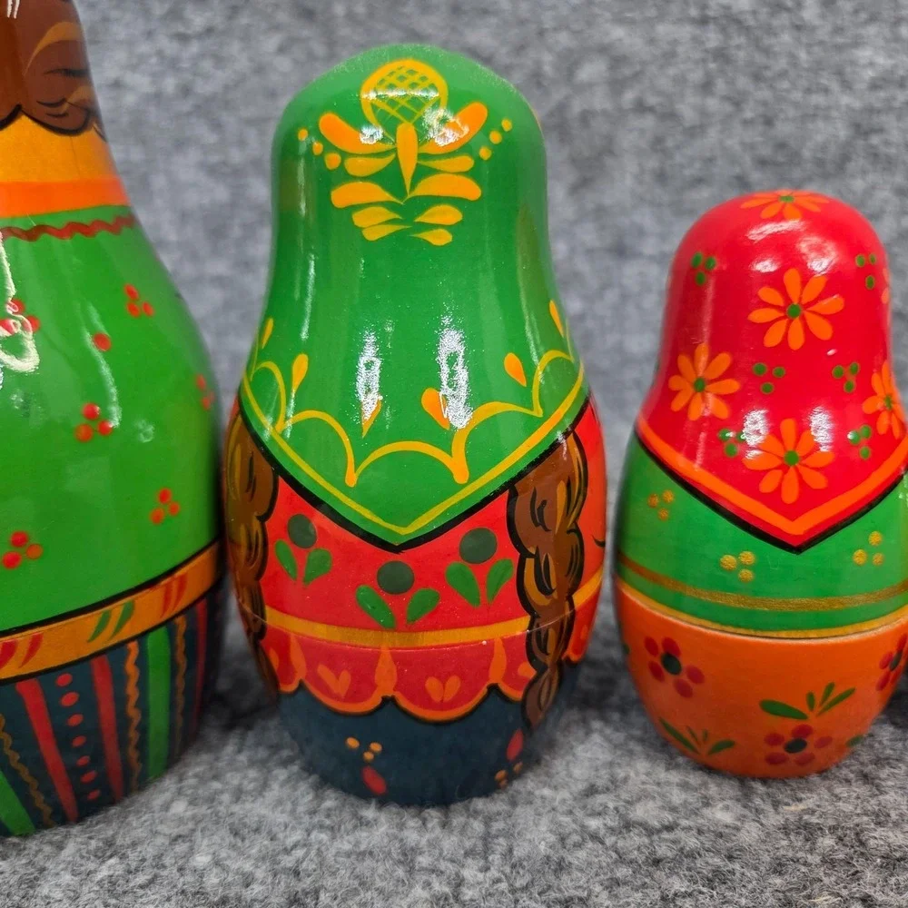 Vintage Belarus Fairy Tale 7pc Matryoshka Nesting Doll The Little Scarlet Flower